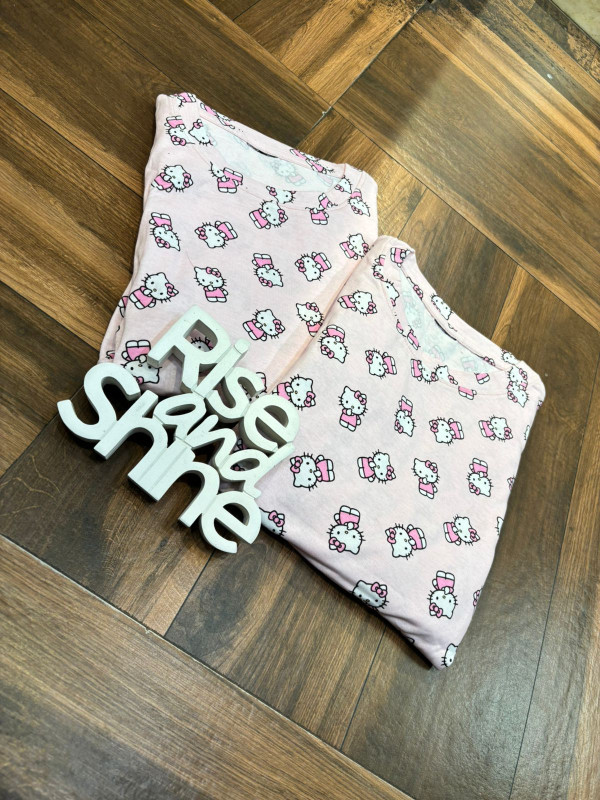 Pink kitty Nightsuit